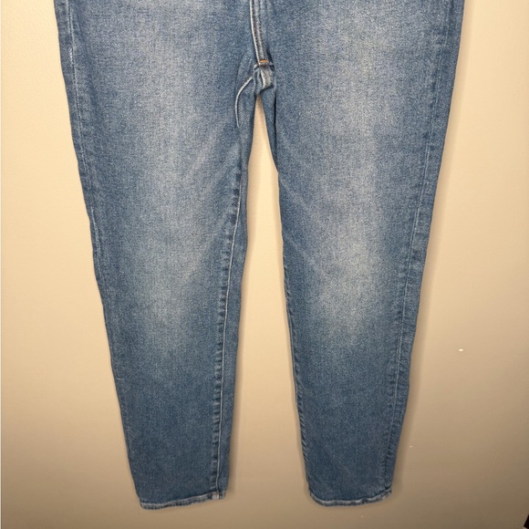 Madewell The Perfect Vintage Jean in Melgrove Wash - Picture 5 of 13